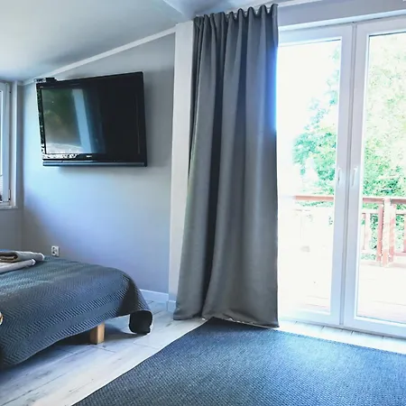 Jezioro Marzen Na Kaszubach فيلة